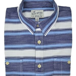 Men’s short sleeve striped button shirt